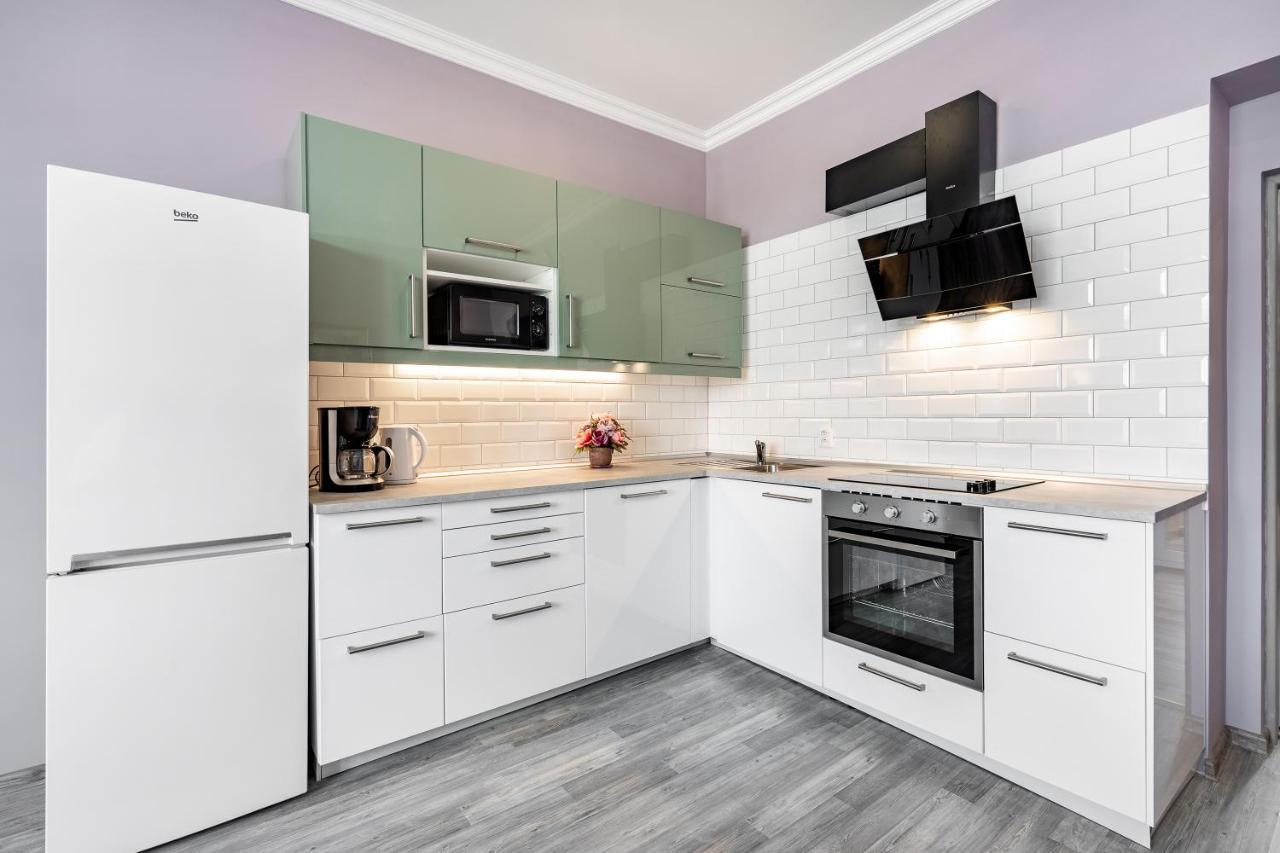 Apartment Happy Family Karlovy Vary Exterior photo